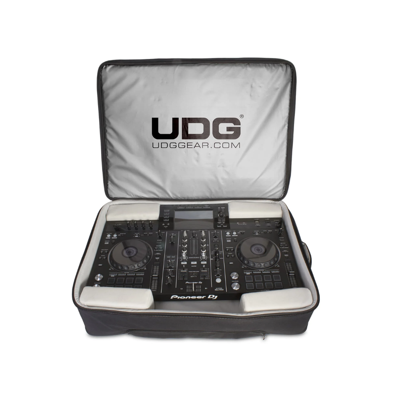 UDG Urbanite MIDI Controller Backpack, XL, Black