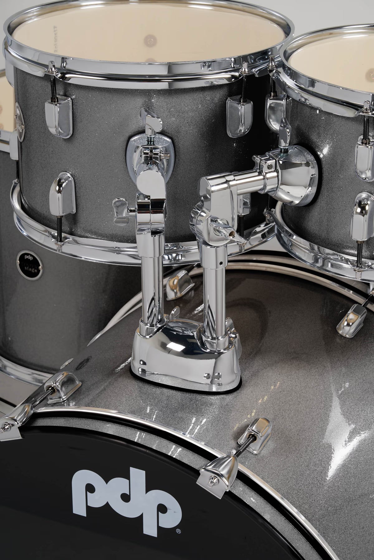 PDP CENTERstage 5-Piece Complete Drum Kit 22", Silver Sparkle (Hardware, Cymbals & Throne)