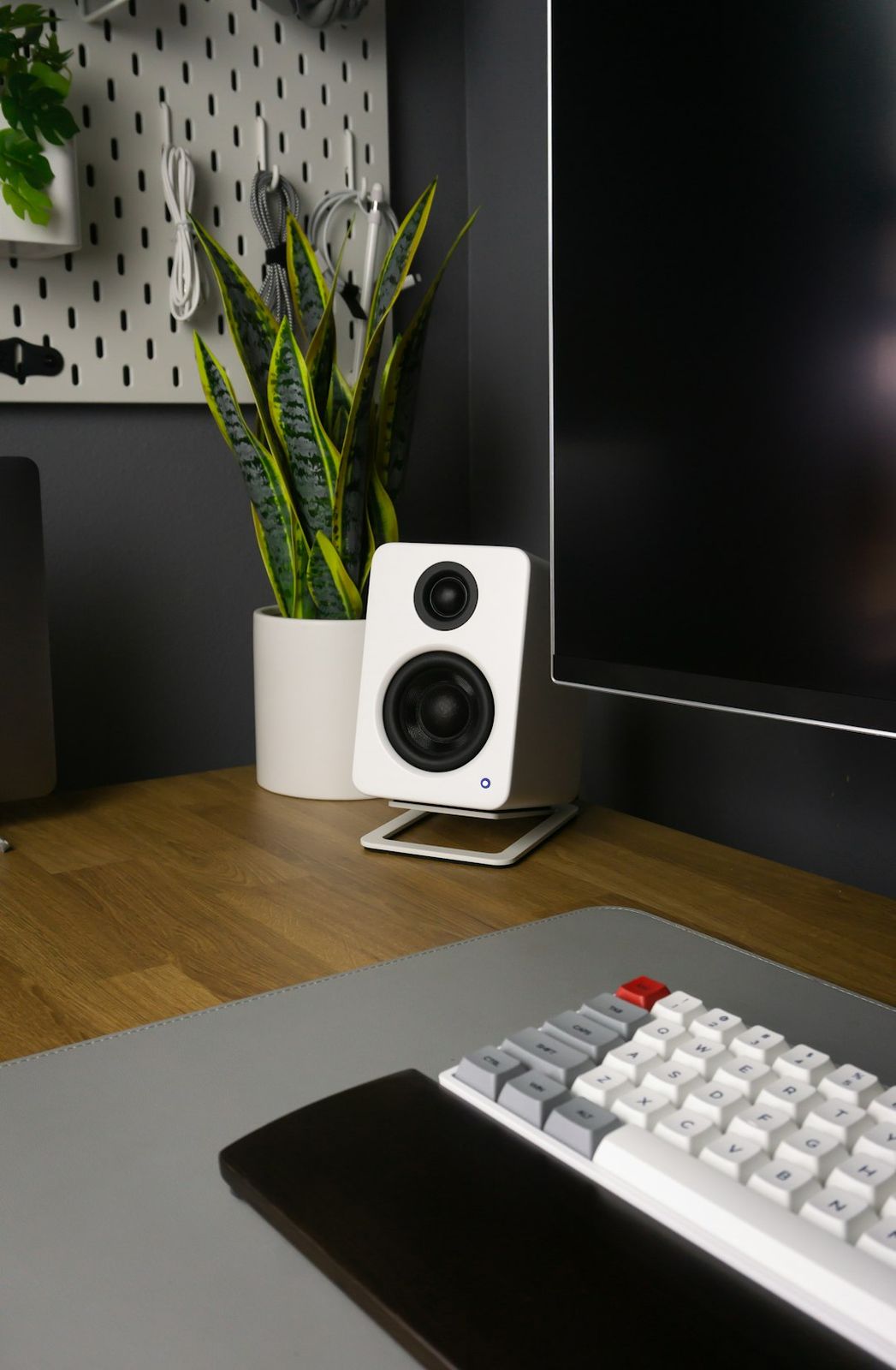 Kanto S6 Desktop Speaker Stand