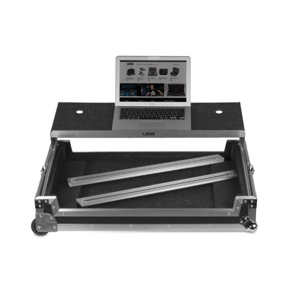 UDG Ultimate Flight Case Multi Format Plus (Laptop Shelf, Trolley + Wheels), XXL, Black
