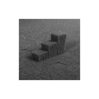 UDG Ultimate Pick Foam Flight Case Multi Format, M, Black